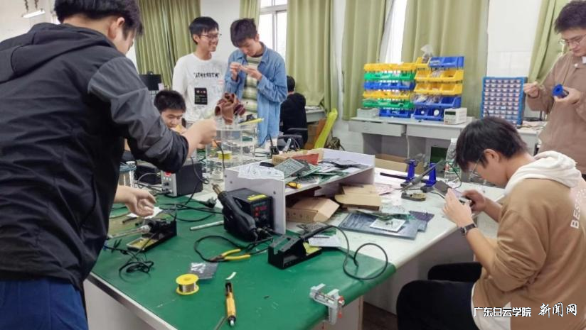 图片 1.png 图片 1.png