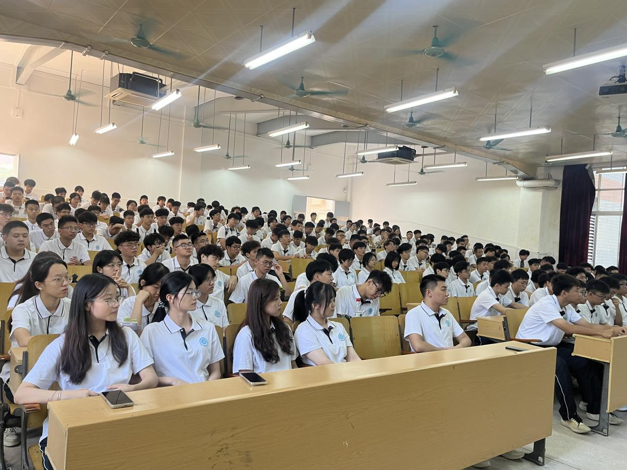 图片2.png 图片2.png